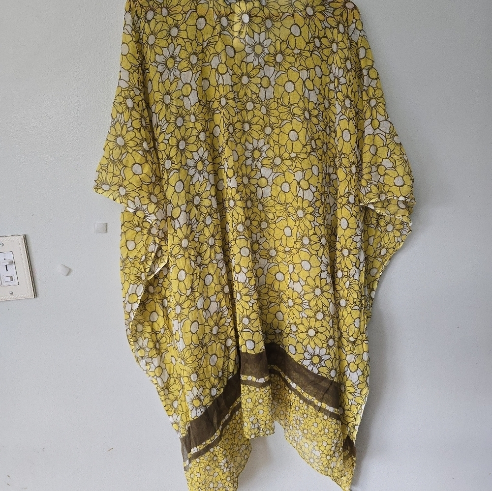 Donna White Coats Daisy Floral Poncho Beach Cover Up One Size Bohemian Hippie - Picture 6 of 7
